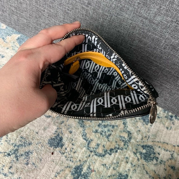 Jennifer Lopez Wristlet - Picture 6 of 9